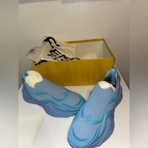 NIB $1050 Fendi Flow Men's Fabric Turquoise Sneakers 10 US (43 Euro) 7E1504 IT